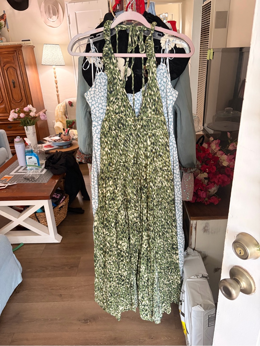 Anthropologie Green Patterned V-Neck Maxi Dress with High Slit - Picture 3 of 4